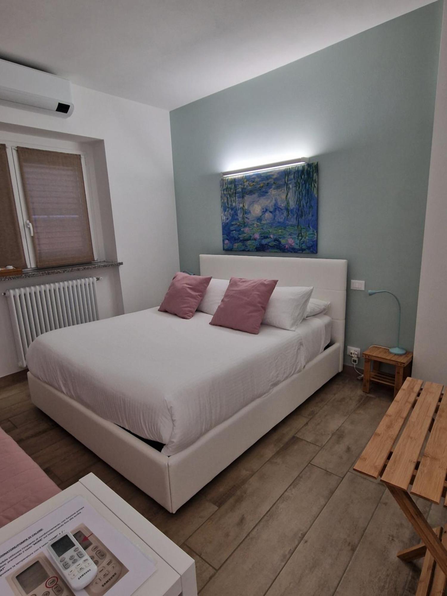 La Tana Dei Corgi Bed & Breakfast Moncrivello ห้อง รูปภาพ